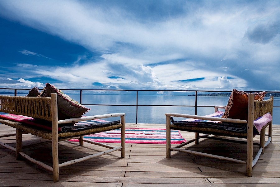 LUXE REIZEN  - TRAVEL IN LUXURY - LUXURY IS TRAVELLING  ZUID-AMERIKA_LUXE REIZEN ZUID-AMERIKA**TITICACA MEER