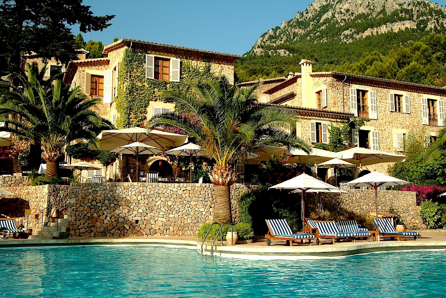 LUXE REIZEN  - TRAVEL IN LUXURY - LUXURY IS TRAVELLING  EUROPA_LUXURY HIDEAWAYS