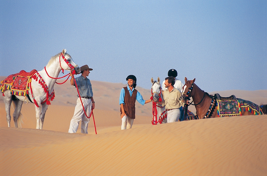 LUXE REIZEN  - TRAVEL IN LUXURY - LUXURY IS TRAVELLING  ORIENT_LUXE REIZEN DUBAI