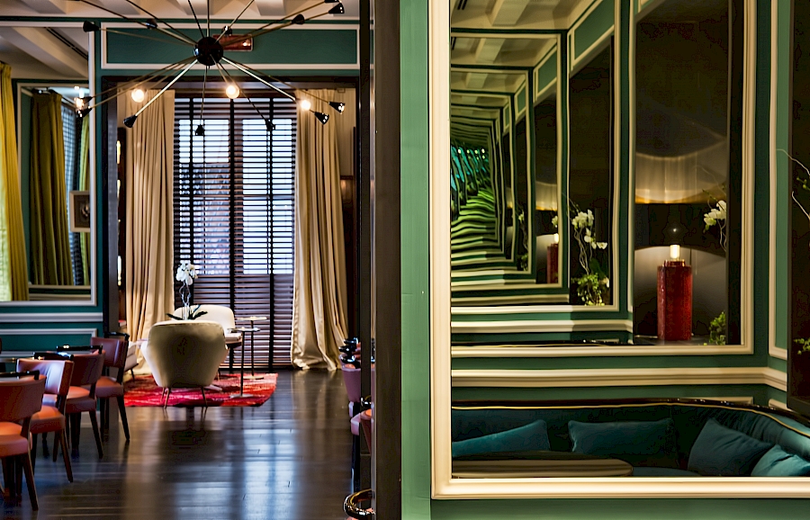 LUXE REIZEN  - TRAVEL IN LUXURY - LUXURY IS TRAVELLING  ITALIE_J.K. PLACE ROME**J.K.CAFE