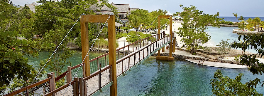 LUXE REIZEN  - TRAVEL IN LUXURY - LUXURY IS TRAVELLING  JAMAICA_LUXE REIZEN JAMAICA - CARIBBEAN**GOLDEN EYE