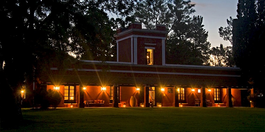 LUXUSREISEN - TRAVEL IN LUXURY  ARGENTINIEN_LUXUSRUNDREISEN ARGENTINIEN**POLO & TANGO