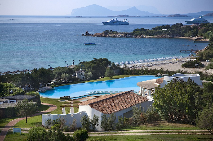 LUXE REIZEN  - TRAVEL IN LUXURY - LUXURY IS TRAVELLING  ITALIE_LUXE REIZEN SARDINIE**ROMAZZINO - COSTA SMERALDA
