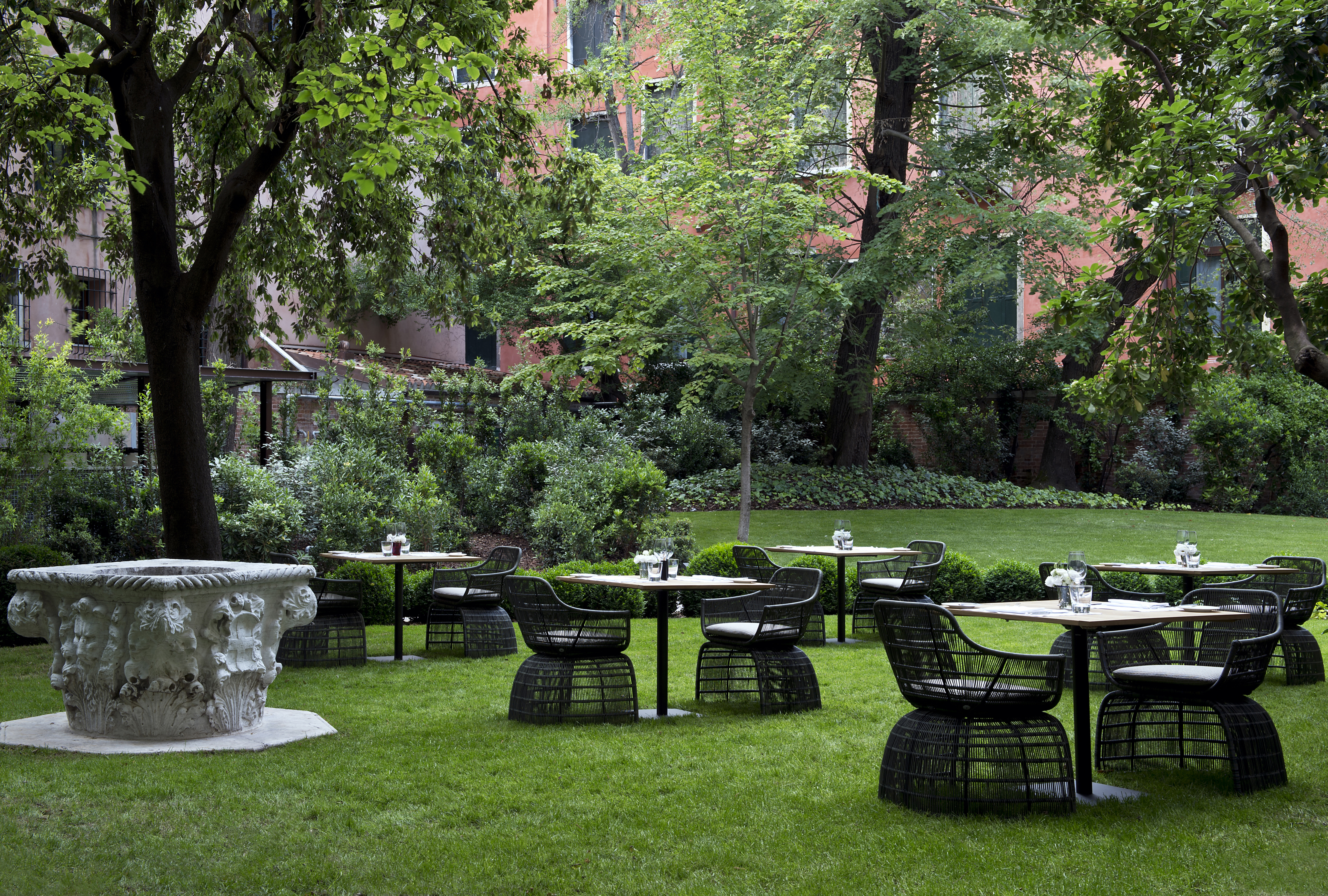 LUXE REIZEN  - TRAVEL IN LUXURY - LUXURY IS TRAVELLING  ITALIE_AMAN CANAL GRANDE VENICE - VENETIE, Garden Terrace