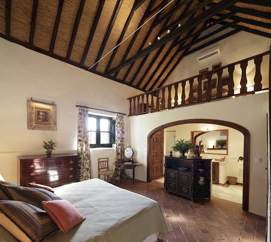 LUXE REIZEN  - TRAVEL IN LUXURY - LUXURY IS TRAVELLING  SPANJE_HACIENDA DE SAN RAFAEL ** Deluxe Room
