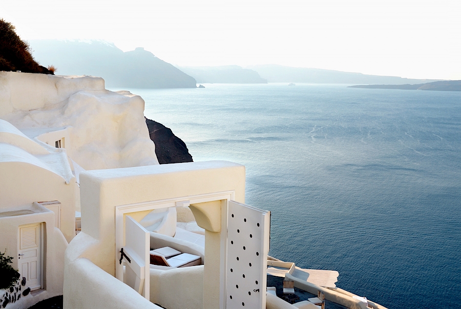 LUXE REIZEN  - TRAVEL IN LUXURY - LUXURY IS TRAVELLING  GRIEKENLAND_LUXE REIZEN GRIEKENLAND**MYSTIQUE SANTORINI