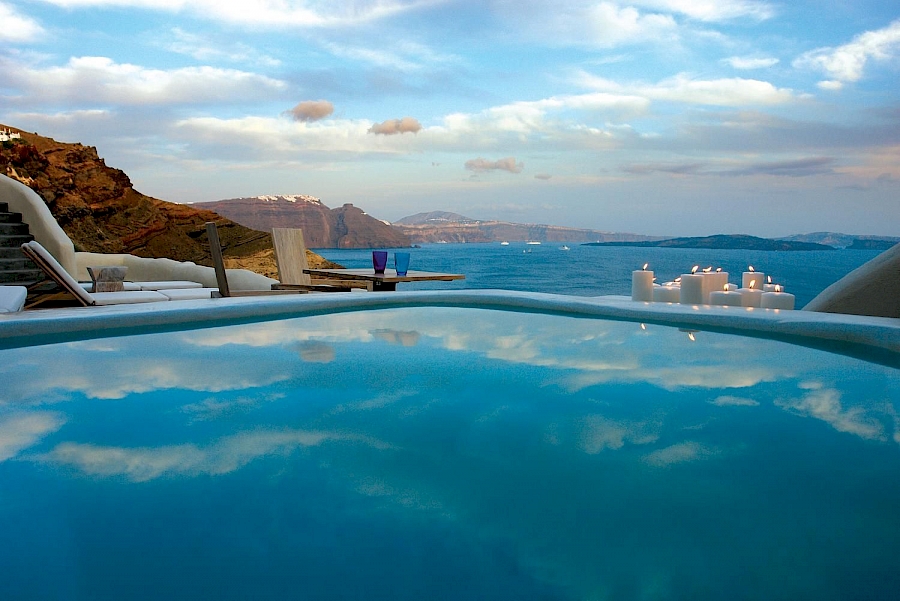 LUXE REIZEN  - TRAVEL IN LUXURY - LUXURY IS TRAVELLING  GRIEKENLAND_LUXE REIZEN GRIEKENLAND**MYSTIQUE SANTORINI