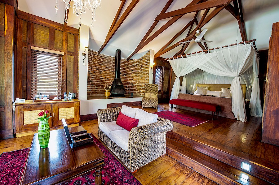 LUXE REIZEN  - TRAVEL IN LUXURY - LUXURY IS TRAVELLING  TANZANIA_LUXE SAFARIS TANZANIA**ELEWANA ARUSHA COFFEE LODGE