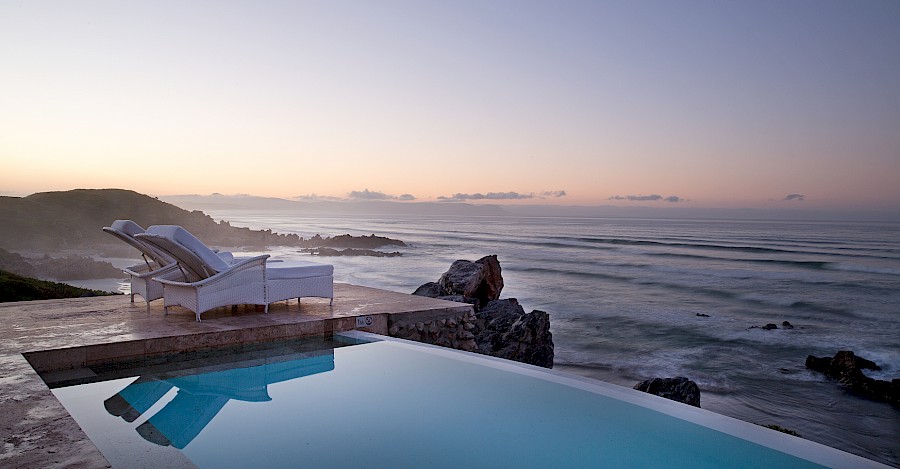 LUXE REIZEN  - TRAVEL IN LUXURY - LUXURY IS TRAVELLING  ZUID-AFRIKA_LUXE RONDREIS ZUID-AFRIKA**KAAPSTAD, WINELANDS & HERMANUS