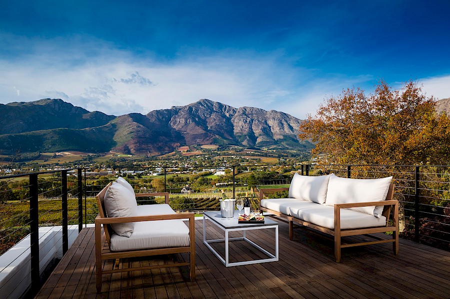 LUXE REIZEN  - TRAVEL IN LUXURY - LUXURY IS TRAVELLING  ZUID-AFRIKA_LUXE RONDREIS ZUID-AFRIKA**KAAPSTAD, WINELANDS & HERMANUS