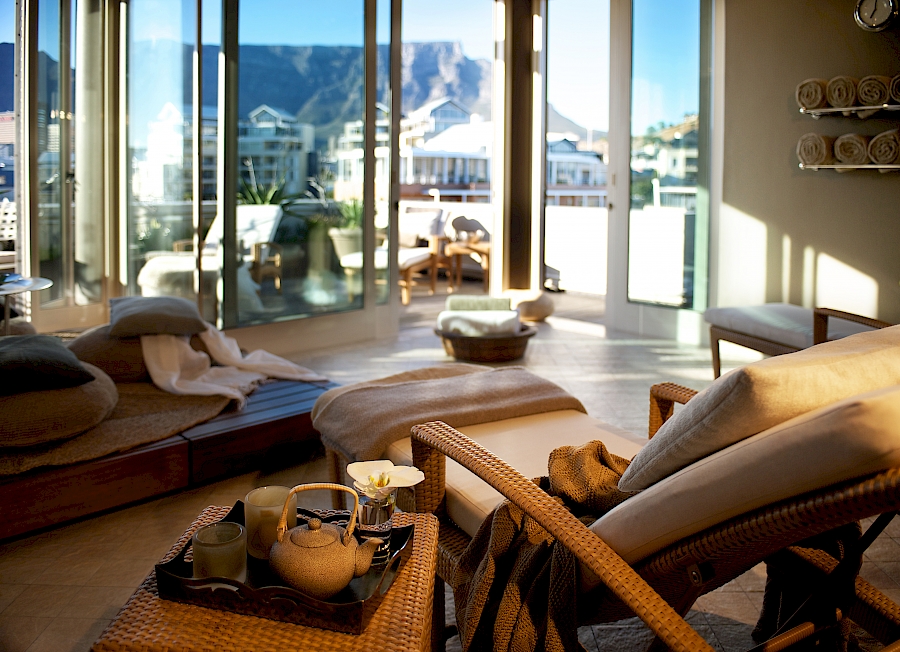 LUXE REIZEN  - TRAVEL IN LUXURY - LUXURY IS TRAVELLING  ZUID-AFRIKA_LUXE REIZEN ZUID-AFRIKA**CAPE GRACE KAAPSTAD