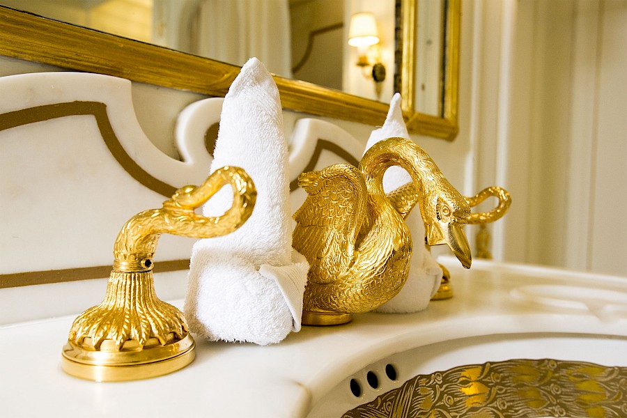 LUXE REIZEN  - TRAVEL IN LUXURY - LUXURY IS TRAVELLING  LUXE CRUISES_LUXE ZEILCRUISES**SEA CLOUD CRUISES, SEA CLOUD
