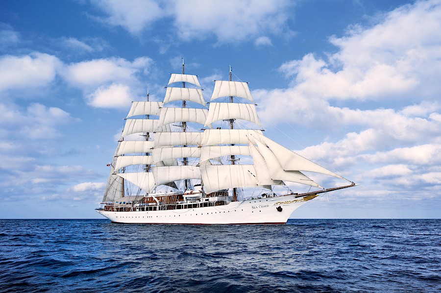 LUXE REIZEN  - TRAVEL IN LUXURY - LUXURY IS TRAVELLING  LUXE CRUISES_LUXE ZEILCRUISES**SEA CLOUD CRUISES, SEA CLOUD