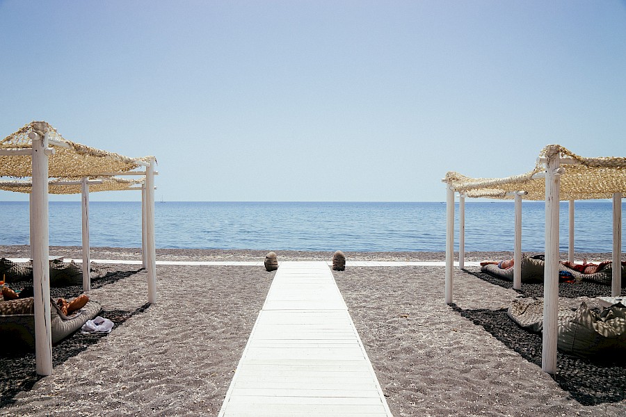 LUXE REIZEN  - TRAVEL IN LUXURY - LUXURY IS TRAVELLING  GRIEKENLAND_LUXE REIZEN GRIEKENLAND**VEDEMA SANTORINI