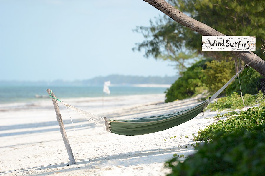 LUXE REIZEN  - TRAVEL IN LUXURY - LUXURY IS TRAVELLING  ZANZIBAR_BAREFOOT LUXURY**BREEZES BEACH CLUB & SPA - LUXE REIZEN ZANZIBAR