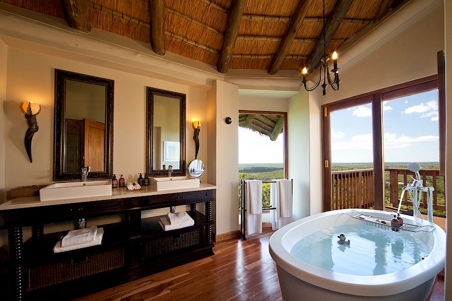 LUXE REIZEN  - TRAVEL IN LUXURY - LUXURY IS TRAVELLING  ZUID-AFRIKA_LUXE SAFARIS ZUID-AFRIKA**ULUSABA PRIVATE GAME RESERVE SABI SANDS