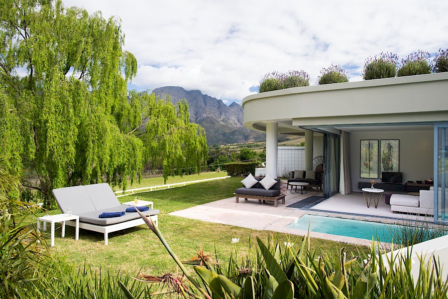 LUXE REIZEN  - TRAVEL IN LUXURY - LUXURY IS TRAVELLING  ZUID-AFRIKA_LUXE REIZEN ZUID-AFRIKA**MONT ROCHELLE - FRANSCHHOEK, Cap Classique Suite