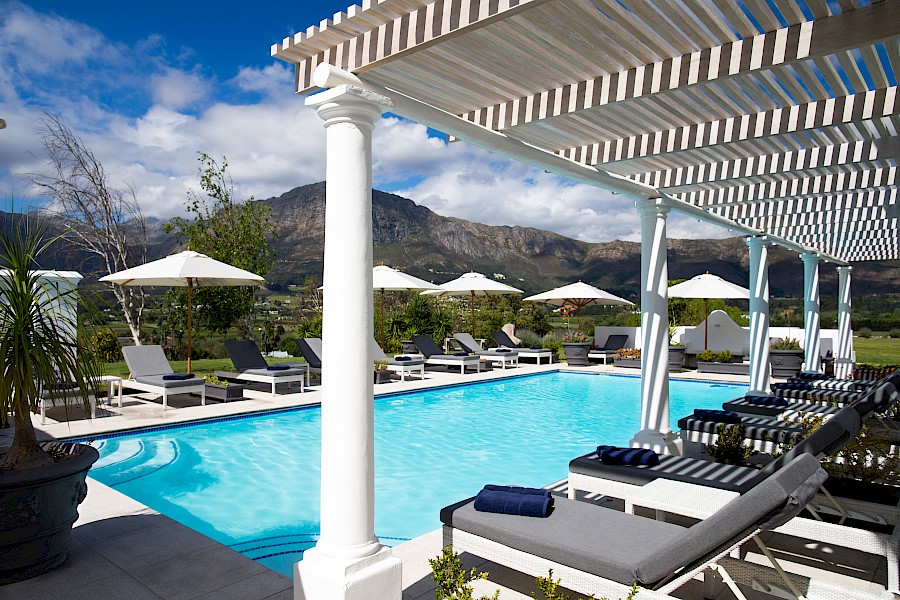 LUXE REIZEN  - TRAVEL IN LUXURY - LUXURY IS TRAVELLING  ZUID-AFRIKA_LUXE REIZEN ZUID-AFRIKA**MONT ROCHELLE - FRANSCHHOEK