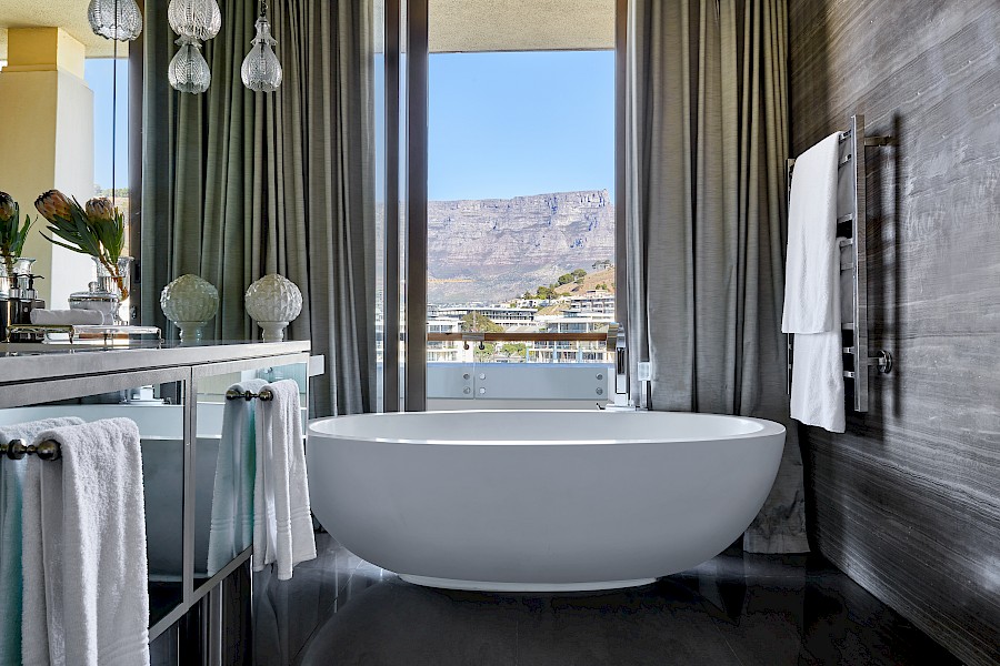 LUXE REIZEN  - TRAVEL IN LUXURY - LUXURY IS TRAVELLING  ZUID-AFRIKA_LUXE REIZEN KAAPSTAD- ZUID-AFRIKA**ONE&ONLY CAPE TOWN