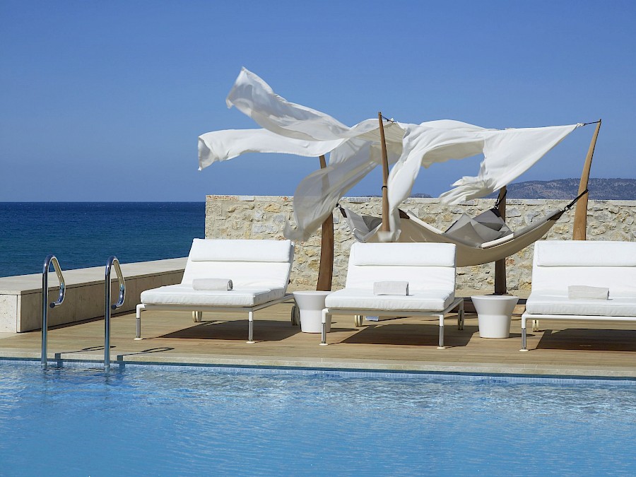 LUXE REIZEN  - TRAVEL IN LUXURY - LUXURY IS TRAVELLING  GRIEKENLAND_THE ROMANOS COSTA NAVARINO - GRIEKENLAND