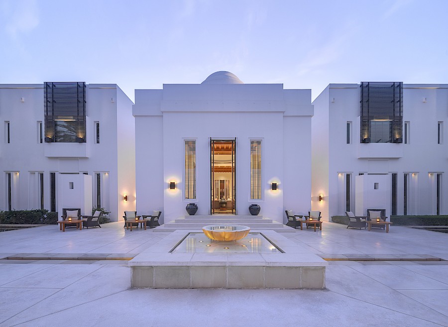 LUXE REIZEN  - TRAVEL IN LUXURY - LUXURY IS TRAVELLING  OMAN_LUXE REIZEN OMAN**THE CHEDI MUSCAT