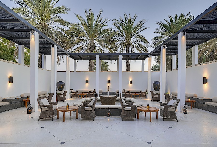 LUXE REIZEN  - TRAVEL IN LUXURY - LUXURY IS TRAVELLING  OMAN_LUXE REIZEN OMAN**THE CHEDI MUSCAT