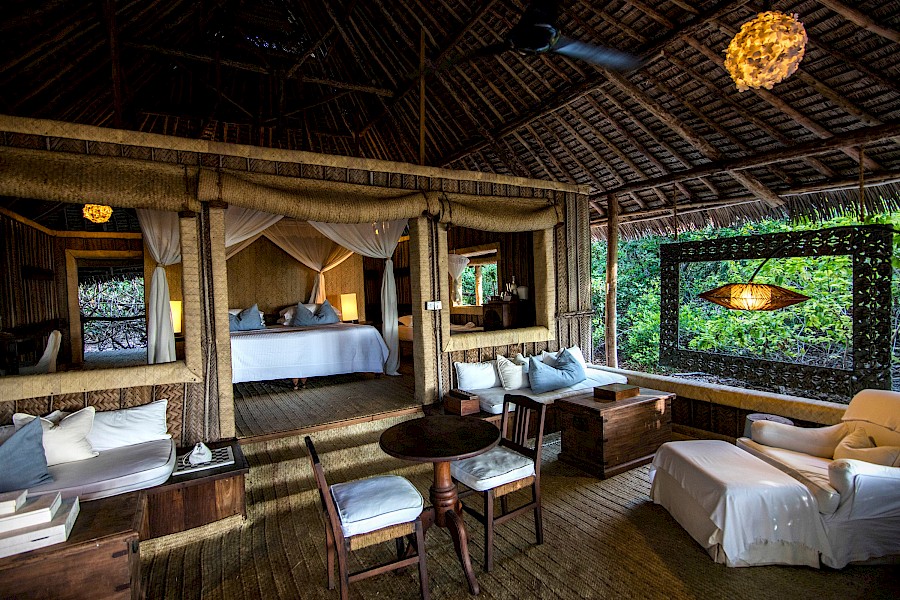 LUXE REIZEN  - TRAVEL IN LUXURY - LUXURY IS TRAVELLING  TANZANIA_TANZANIA & ZANZIBAR, SAFARI & BEACH**MNEMBA ISLAND LODGE
