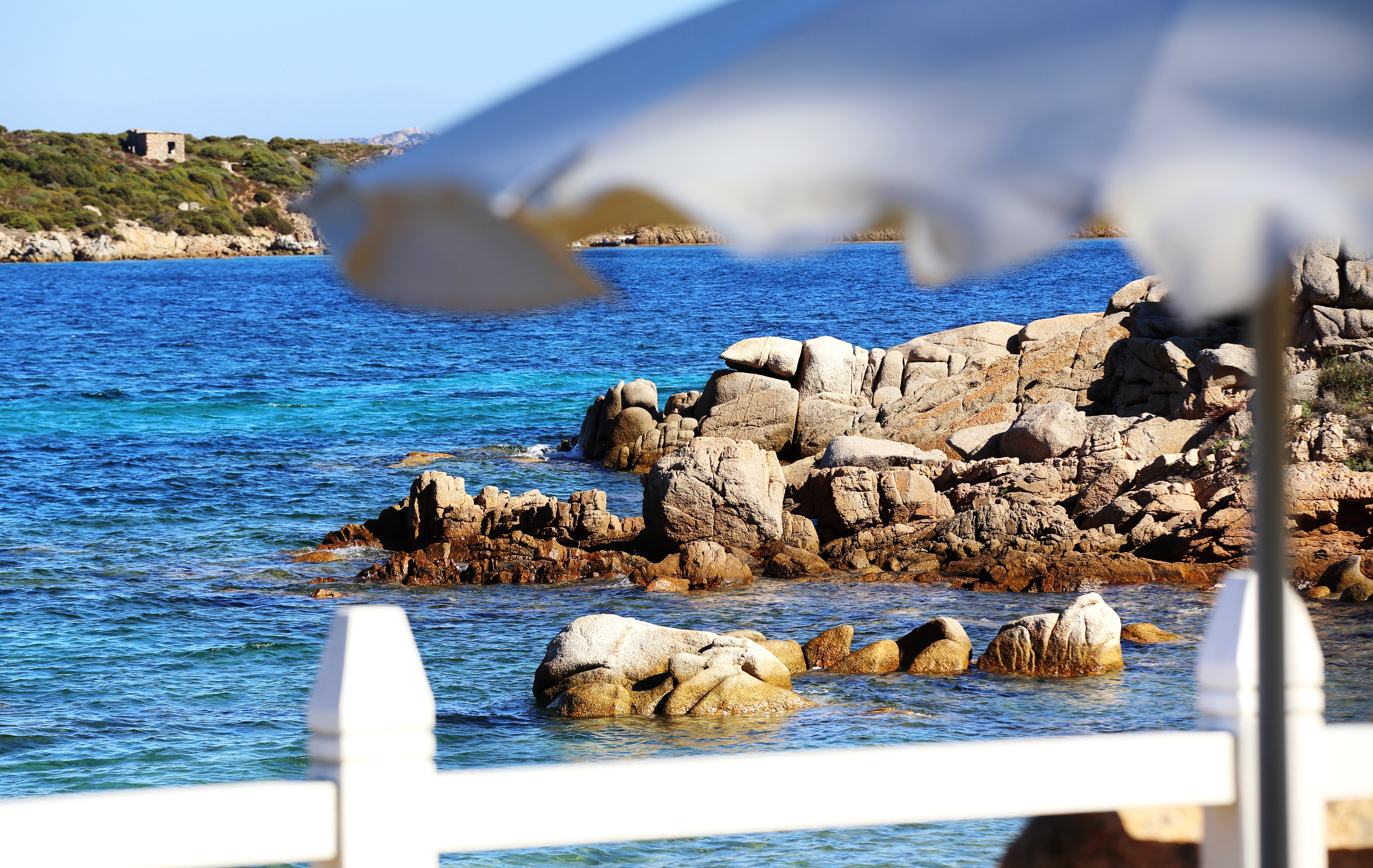 LUXE REIZEN  - TRAVEL IN LUXURY - LUXURY IS TRAVELLING  ITALIE_LUXE REIZEN SARDINIE**LA COLUCCIA HOTEL