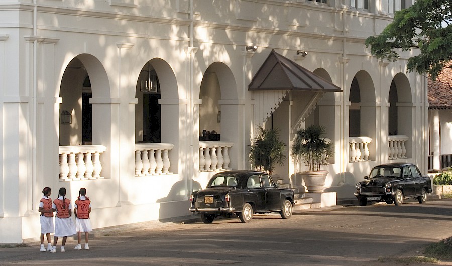 LUXE REIZEN  - TRAVEL IN LUXURY - LUXURY IS TRAVELLING  AZIE_LUXE REIZEN**SRI LANKA