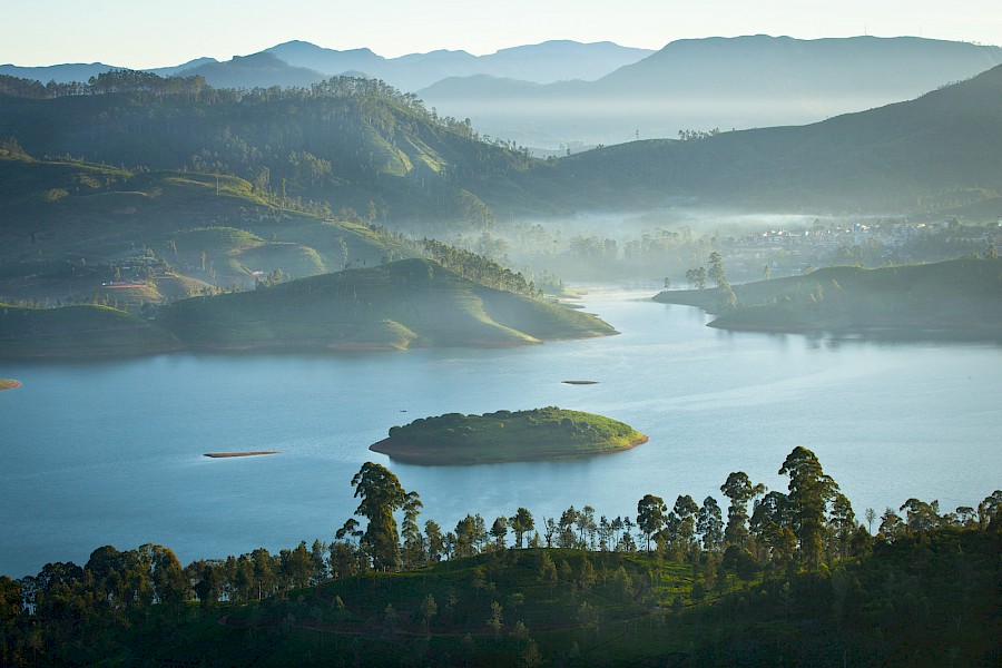 LUXUSREISEN - TRAVEL IN LUXURY  SRI LANKA_LUXUSREISEN SRI LANKA**CEYLON TEA TRAILS