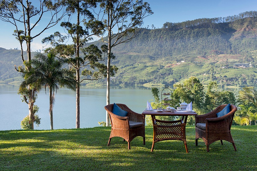 LUXE REIZEN  - TRAVEL IN LUXURY - LUXURY IS TRAVELLING  SRI LANKA_LUXE REIZEN SRI LANKA**CEYLON TEA TRAILS