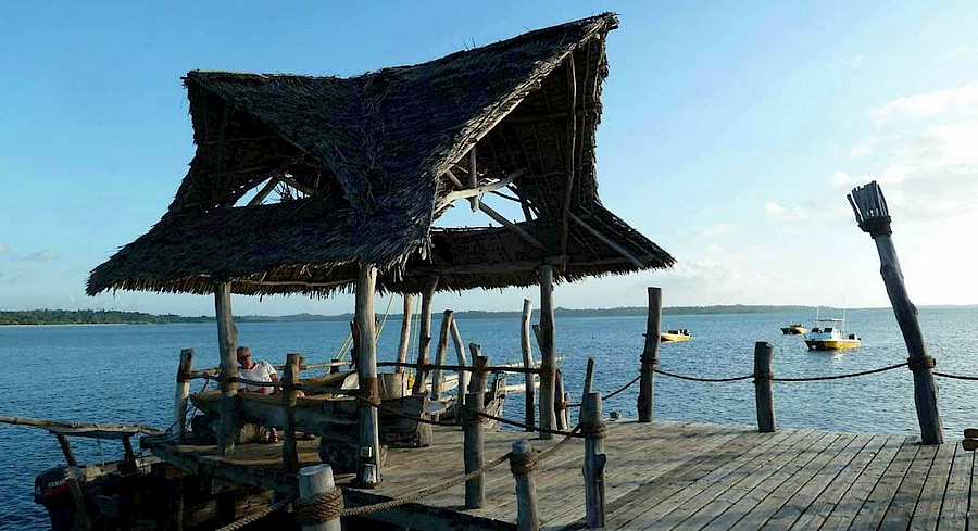LUXE REIZEN  - TRAVEL IN LUXURY - LUXURY IS TRAVELLING  PEMBA_LUXE REIZEN TANZANIA - BAREFOOT LUXURY**FUNDU LAGOON PEMBA