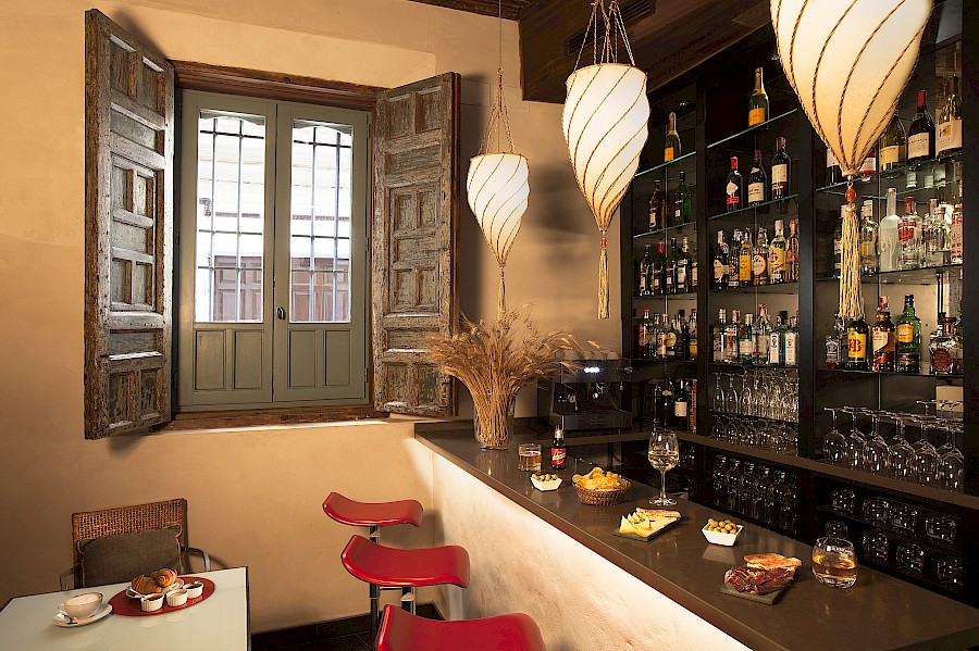 LUXE REIZEN  - TRAVEL IN LUXURY - LUXURY IS TRAVELLING  SPANJE_LUXE REIZEN SEVILLA - SPANJE**CORRAL DEL REY