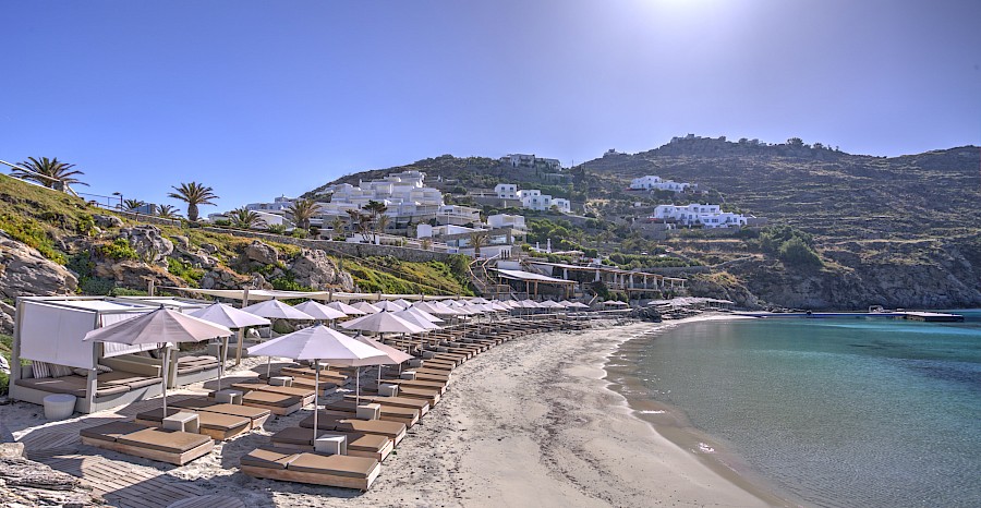 LUXE REIZEN  - TRAVEL IN LUXURY - LUXURY IS TRAVELLING  GRIEKENLAND_SANTA MARINA RESORT & VILLAS MYKONOS**LUXE REIZEN MYKONOS