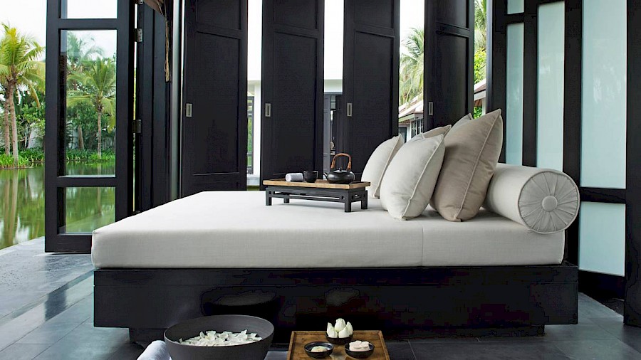 LUXE REIZEN  - TRAVEL IN LUXURY - LUXURY IS TRAVELLING  VIETNAM_LUXE REIZEN VIETNAM**THE NAM HAI FOUR SEASONS RESORT - HOI AN