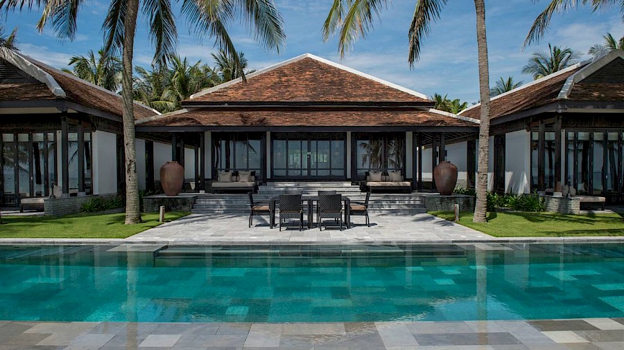 LUXE REIZEN  - TRAVEL IN LUXURY - LUXURY IS TRAVELLING  VIETNAM_LUXE REIZEN VIETNAM**THE NAM HAI FOUR SEASONS RESORT - HOI AN