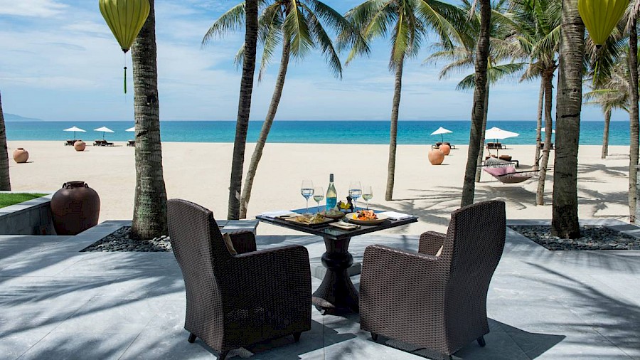 LUXE REIZEN  - TRAVEL IN LUXURY - LUXURY IS TRAVELLING  VIETNAM_LUXE REIZEN VIETNAM**THE NAM HAI FOUR SEASONS RESORT - HOI AN