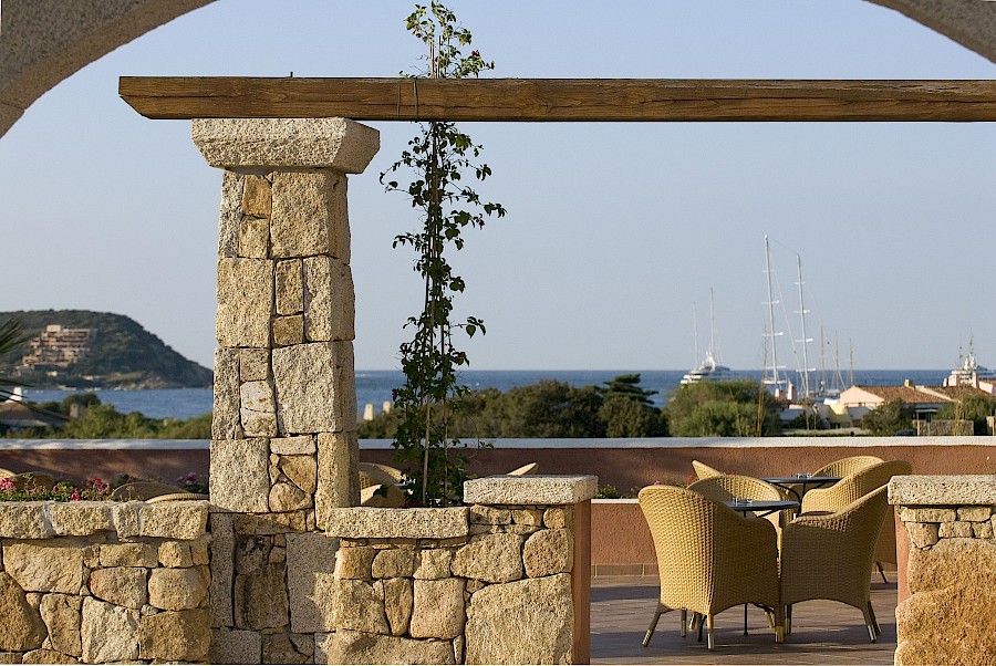 LUXE REIZEN  - TRAVEL IN LUXURY - LUXURY IS TRAVELLING  ITALIE_LUXE HOTELS SARDINIE**COLONNA PEVERO HOTEL