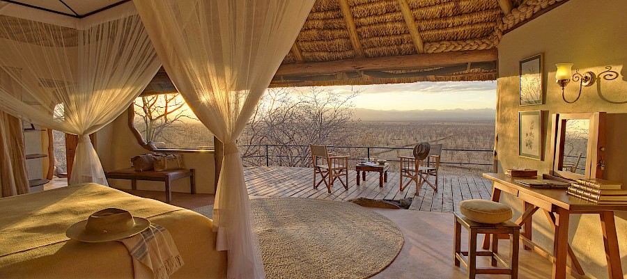 LUXE REIZEN  - TRAVEL IN LUXURY - LUXURY IS TRAVELLING  KENIA_LUXE SAFARI KENIA**RONDREIS KENIA - BUSH & BEACH