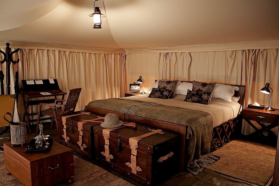 LUXE REIZEN  - TRAVEL IN LUXURY - LUXURY IS TRAVELLING  TANZANIA_LUXE SAFARI TANZANIA - THE ELEWANA COLLECTION**SERENGETI PIONEER CAMP