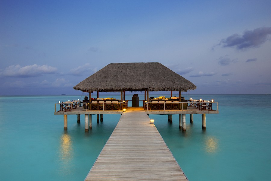 LUXE REIZEN  - TRAVEL IN LUXURY - LUXURY IS TRAVELLING  MALEDIVEN_LUXE REIZEN MALEDIVEN**VELASSARU - MALEDIVEN