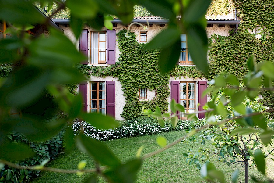 LUXE REIZEN  - TRAVEL IN LUXURY - LUXURY IS TRAVELLING  ITALIE_LUXE REIZEN GARDAMEER, ITALIE**VILLA ARCADIO HOTEL & RESORT - SALO - GARDAMEER