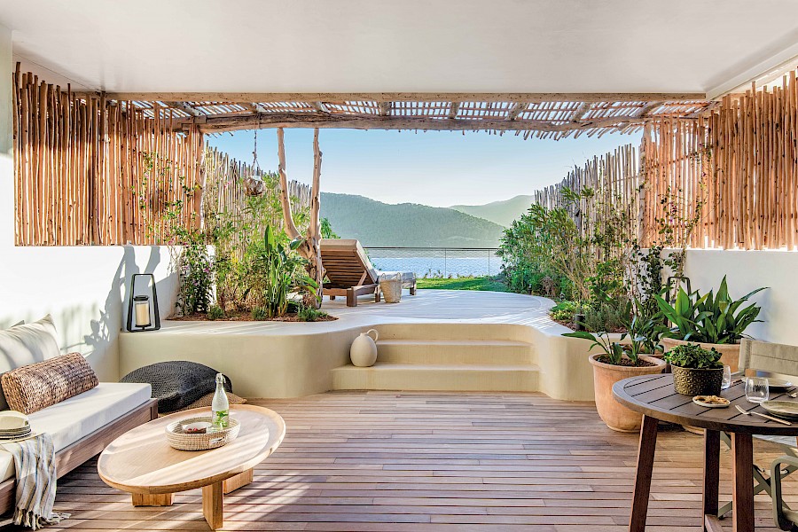 LUXE REIZEN  - TRAVEL IN LUXURY - LUXURY IS TRAVELLING  SPANJE_LUXE REIZEN IBIZA**SIX SENSES IBIZA