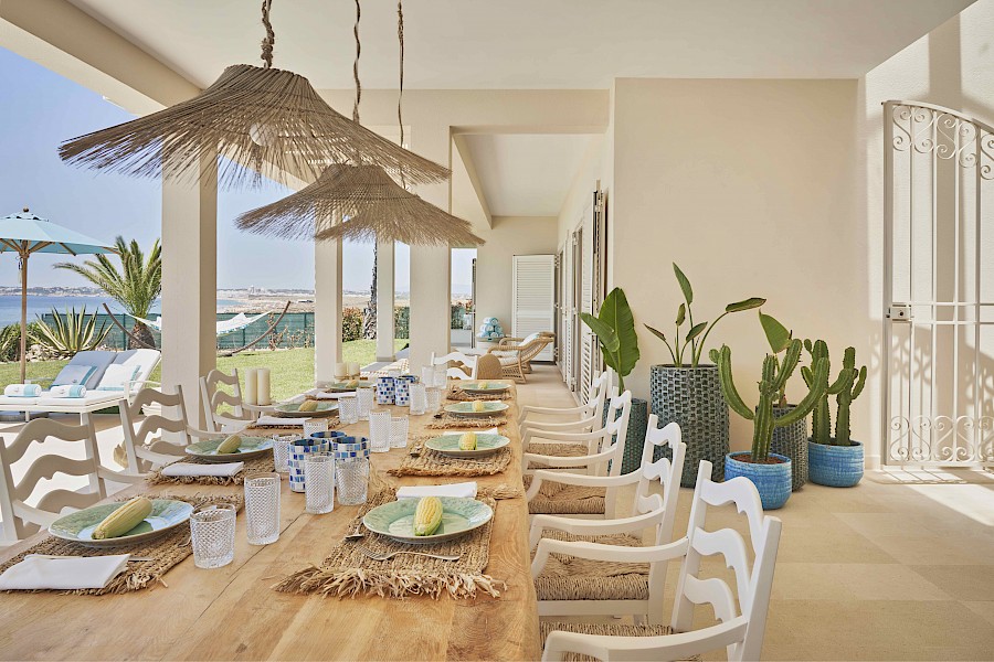 LUXUSREISEN - TRAVEL IN LUXURY  PORTUGAL_LUXUS VILLAS ALGARVE - PORTUGAL**VILLA HIBISCUS BEACH HOUSE**VILA VITA COLLECTION