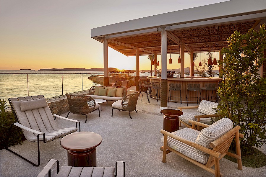 LUXE REIZEN  - TRAVEL IN LUXURY - LUXURY IS TRAVELLING  GRIEKENLAND_W COSTA NAVARINO ** GRIEKENLAND