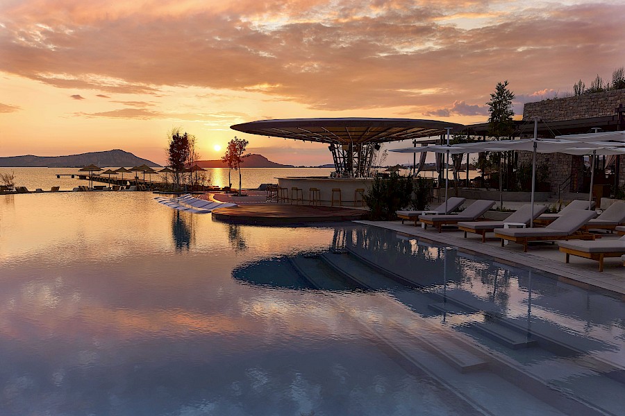 LUXE REIZEN  - TRAVEL IN LUXURY - LUXURY IS TRAVELLING  GRIEKENLAND_W COSTA NAVARINO ** GRIEKENLAND