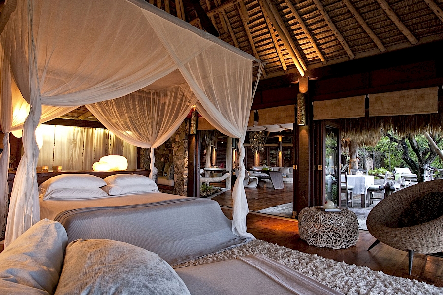 LUXE REIZEN - TRAVEL IN LUXURY - LUXURY IS TRAVELLING SEYCHELLEN_NORTH ISLAND - SEYCHELLEN, Presidential Villa Master Bedroom